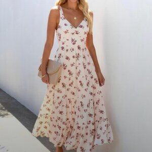 VICI COUNTRYSIDE IN TUSCANY DRESS